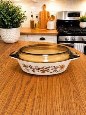 Vintage 1970's JAJ Pyrex England "Brown Vine" / "Toledo" Oval Casserole Dish
